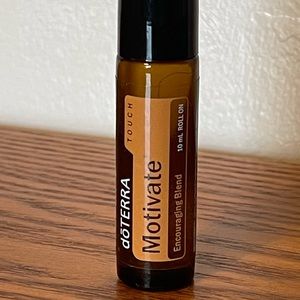 dōTERRA Motivate essential oil roller ball